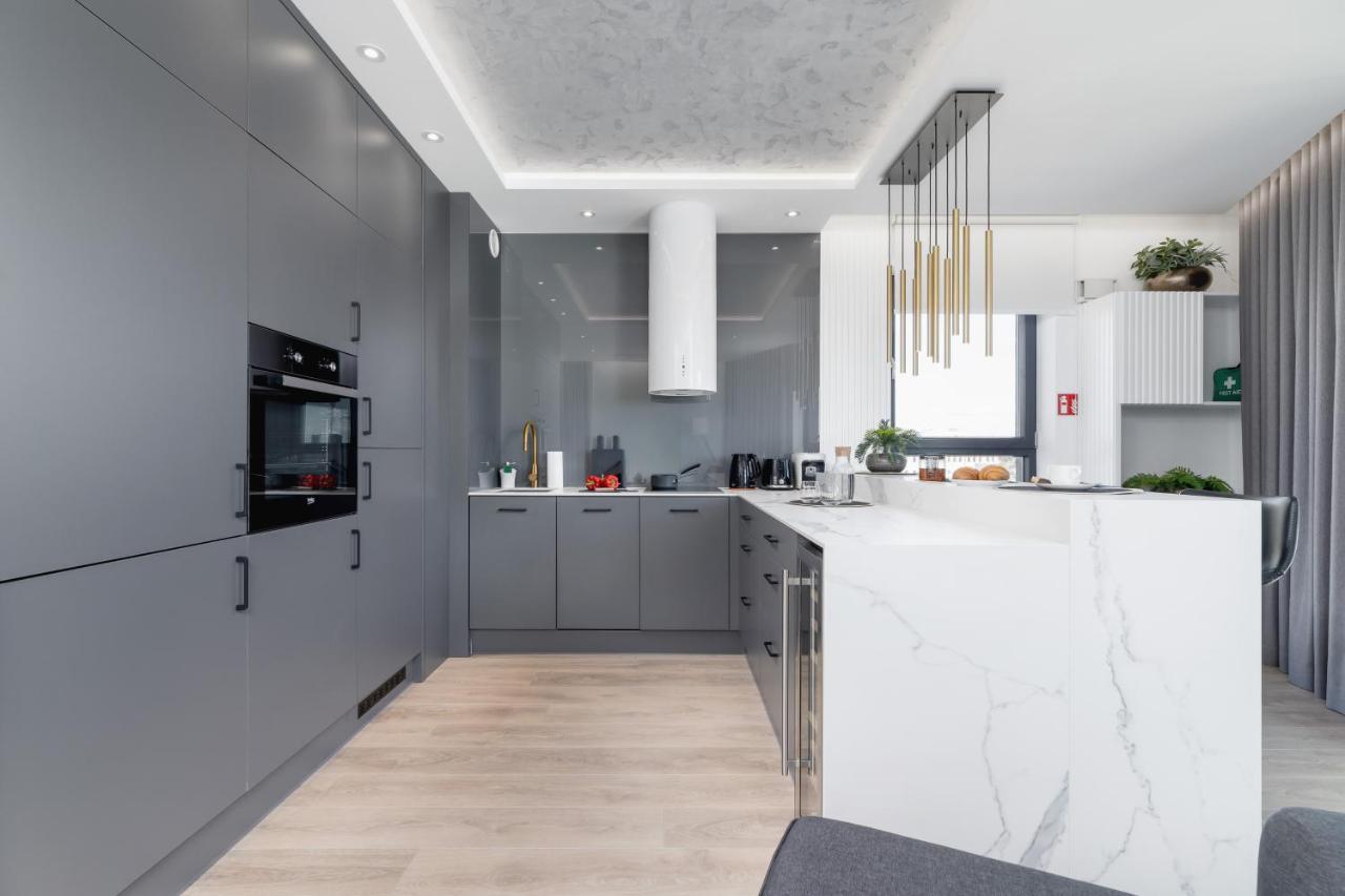 Mogilska Apartments By Renters Prestige Cracovia Exterior foto