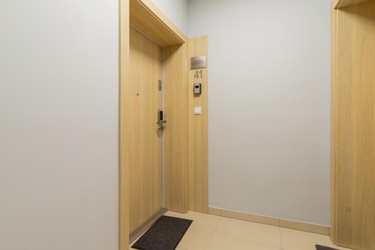 Mogilska Apartments By Renters Prestige Cracovia Exterior foto